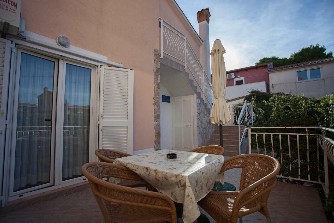 Apartments Tin Rovinj Exterior photo
